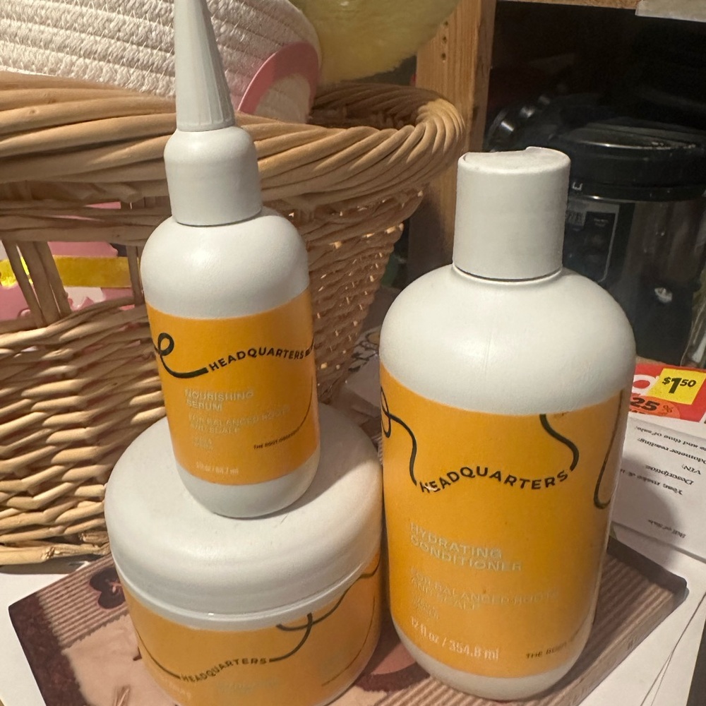 Headquarters hydrating hair bundle